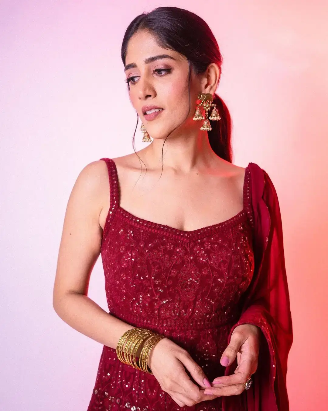 HYDERABAD GIRL CHANDINI CHOWDARY IN BEAUTIFUL LONG MAROON GOWN 13